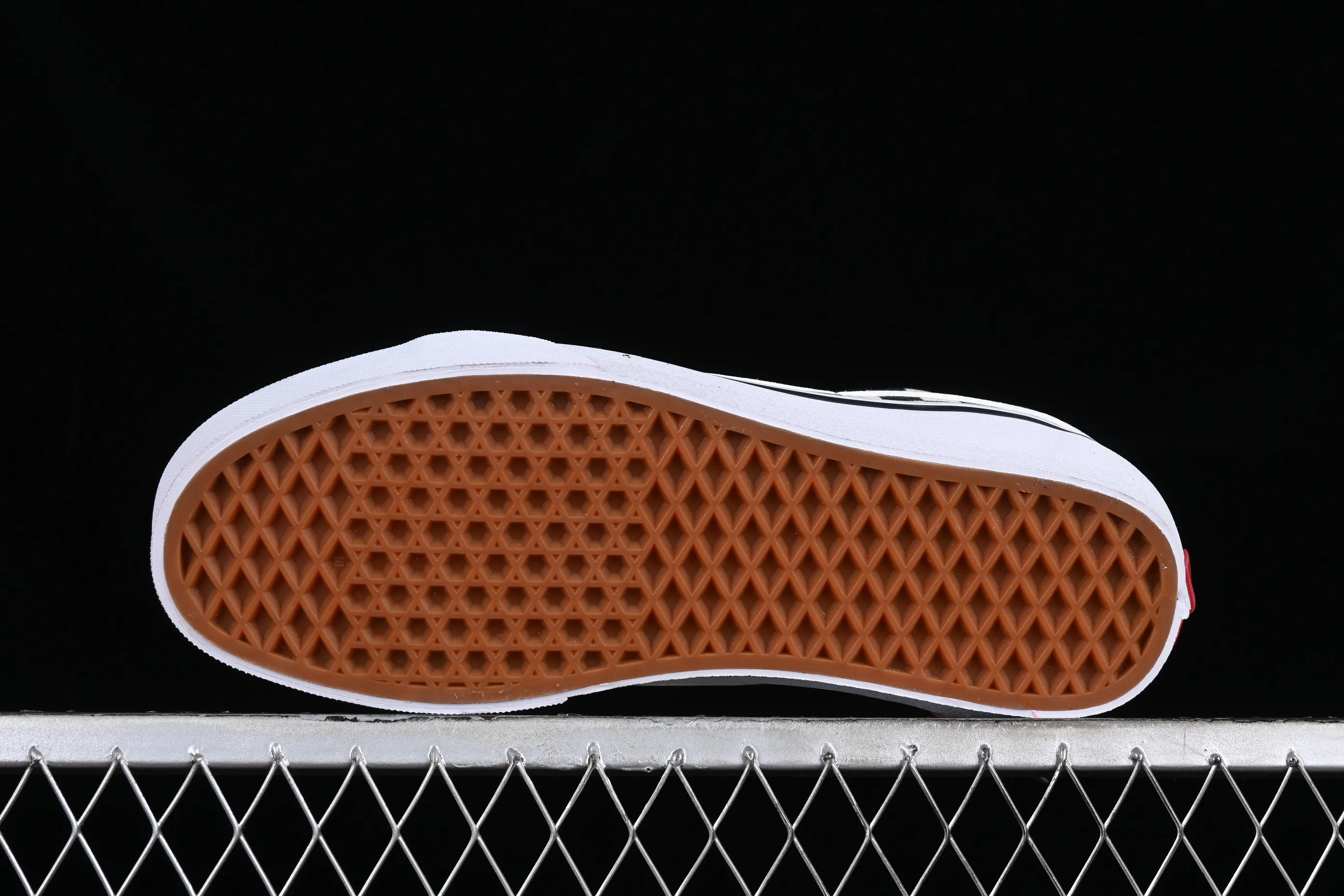All categories Vans Vans series Vans Mid Vans China Vans Sk8-Mid black and white checkerboard mid-top casual sneakers VN0A391FQXH